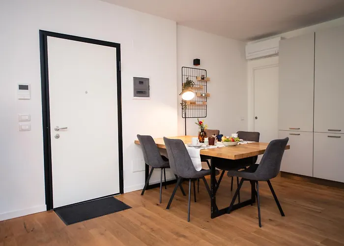 Momento Al - Apartament Roina